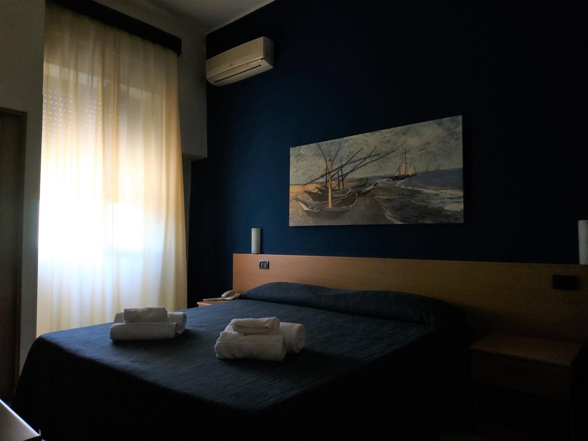 Hotel Il Riccio Porto Cesareo Exterior foto